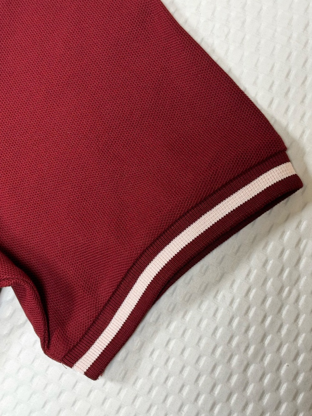 MEN'S GUCCI BURGUNDY POLO SHIRT CHEST POCKET SIZE SMALL REGULAR FIT LIKE NEW - Picture 3 of 8